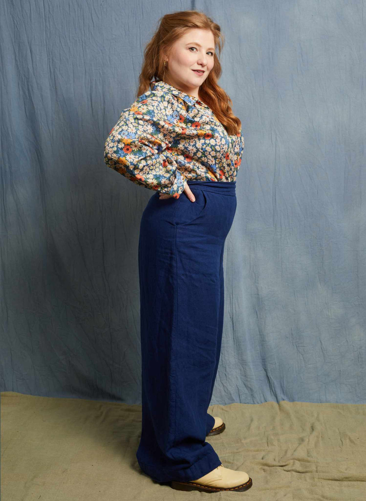 Joan Top - Blue Ditsy Daisy