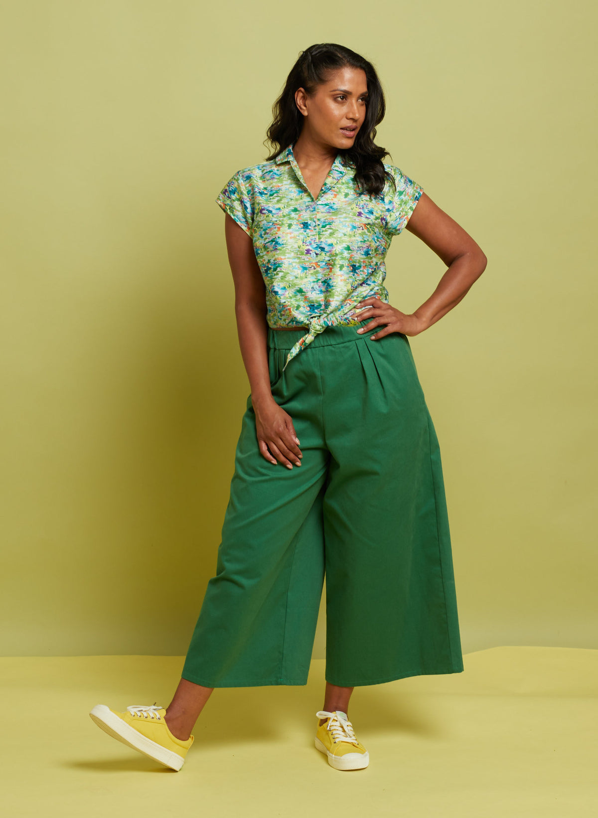 Edith Cropped Trousers - Green
