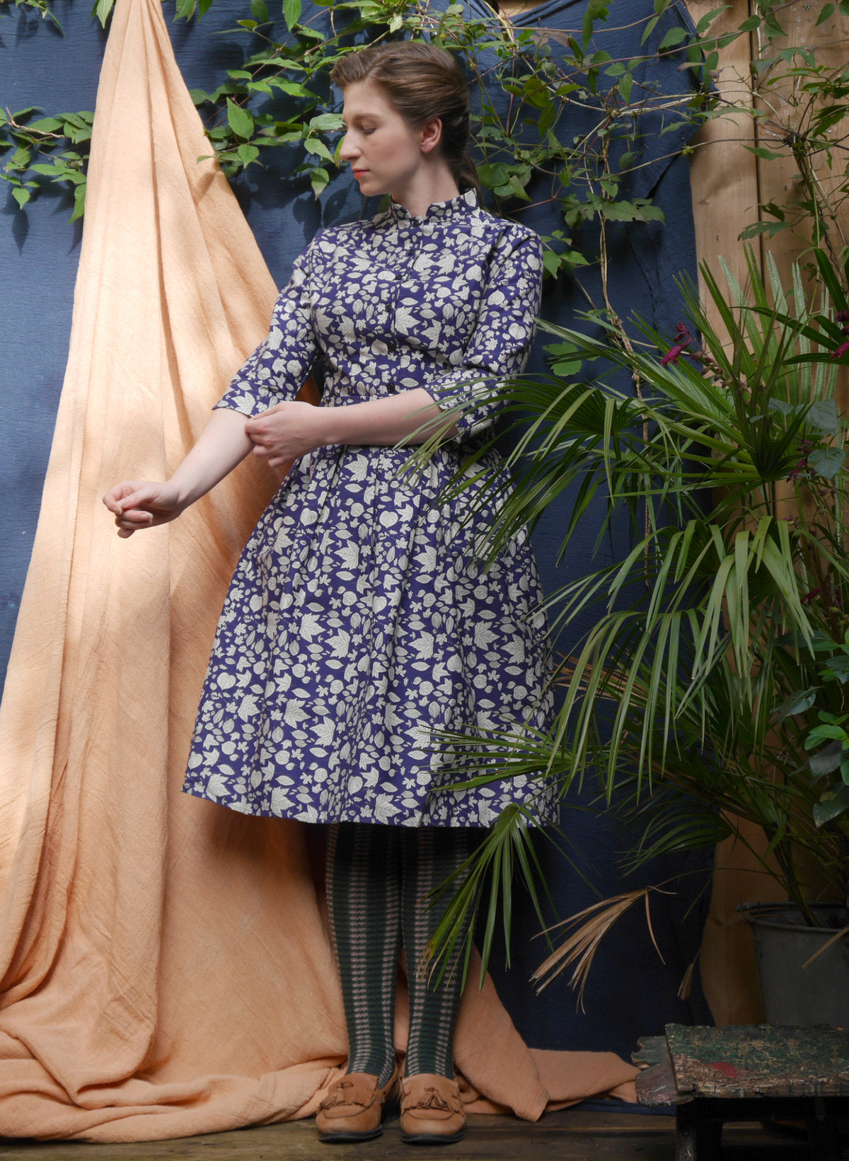 Cynthia Dress - Navy Autumn Leaves