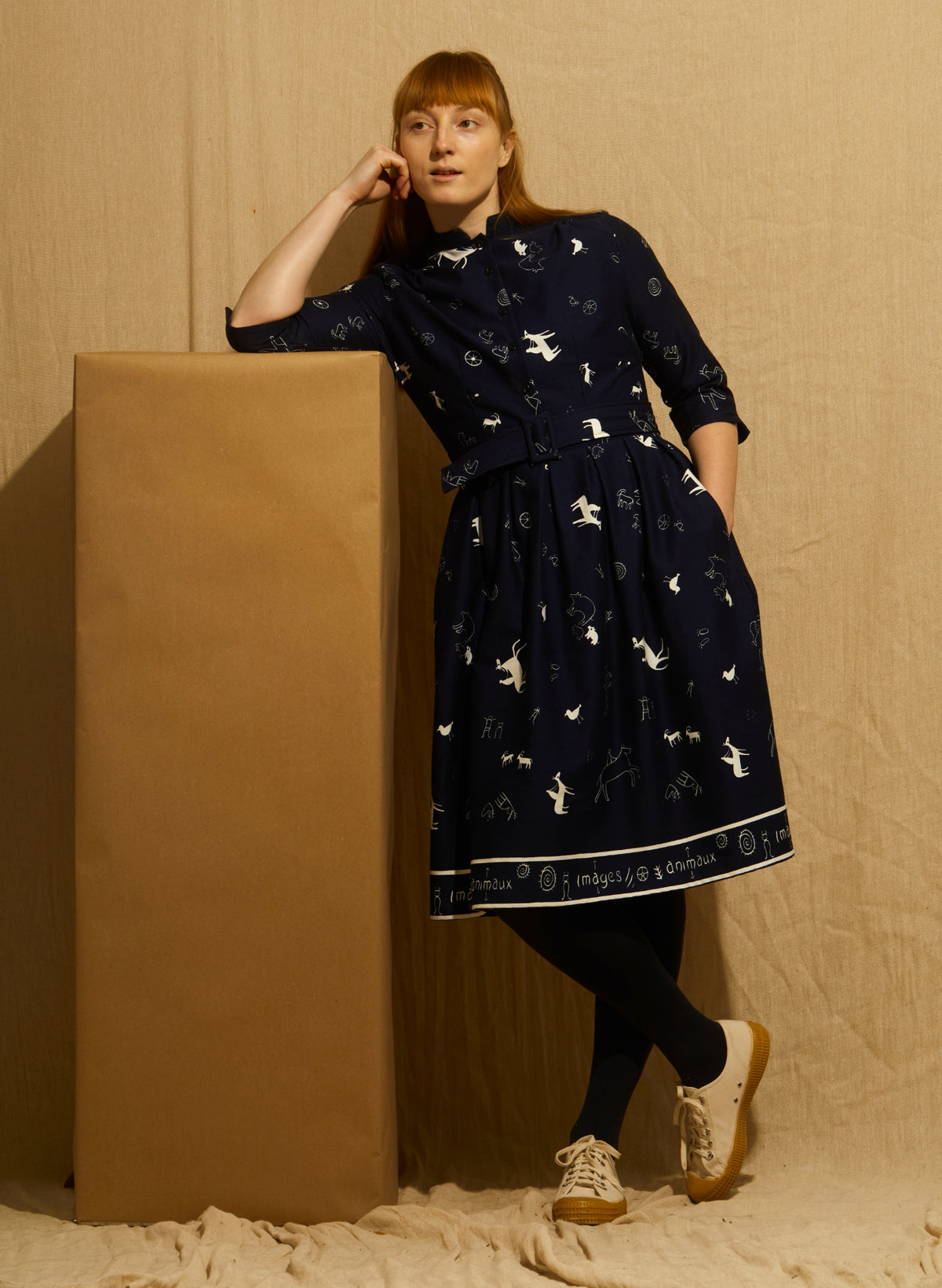 Cynthia Dress - Navy Image Animaux