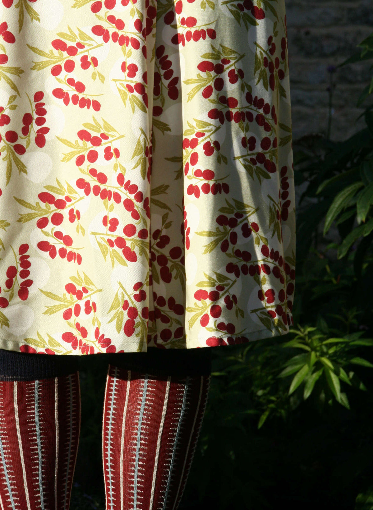 Rita - Cream Damson Dress